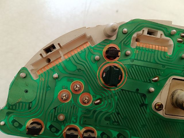 bontott SUZUKI SWIFT II Kilométeróra