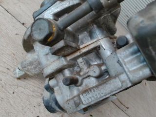 bontott SUZUKI SWIFT II Központi Injektor