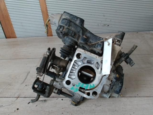 bontott SUZUKI SWIFT II Központi Injektor