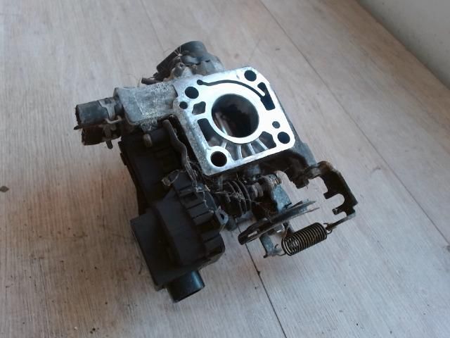 bontott SUZUKI SWIFT II Központi Injektor