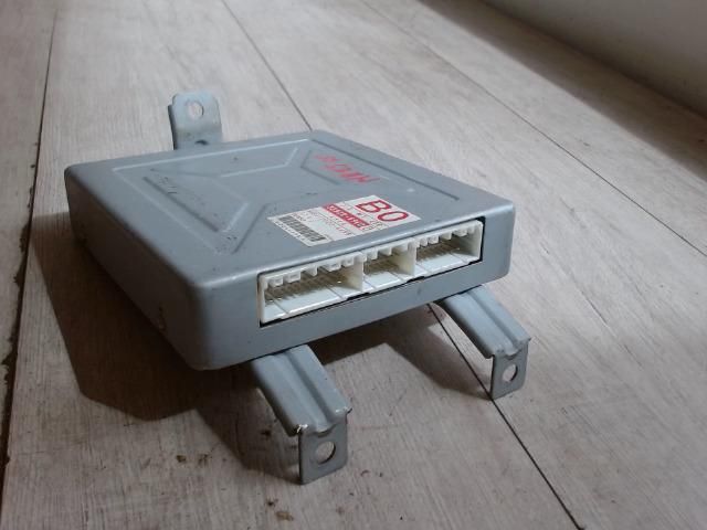 bontott SUZUKI SWIFT II Motorvezérlő