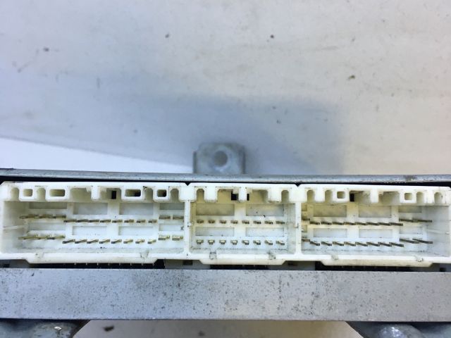 bontott SUZUKI SWIFT II Motorvezérlő