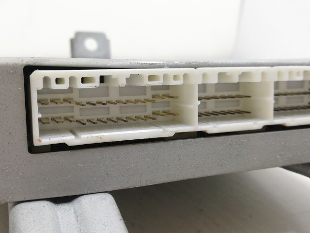 bontott SUZUKI SWIFT II Motorvezérlő