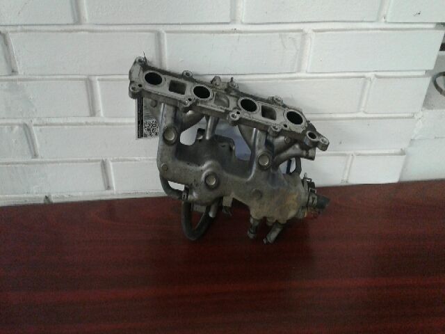 bontott SUZUKI SWIFT II Szívósor