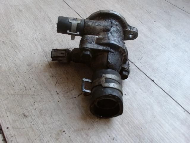 bontott SUZUKI SWIFT II Termosztátház