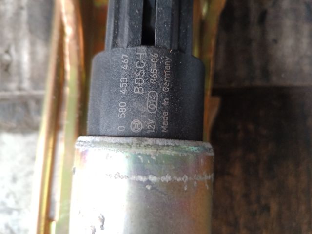 bontott SUZUKI SWIFT II Üzemanyag Szivattyú