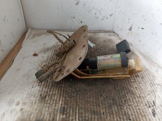 bontott SUZUKI SWIFT II Üzemanyag Szivattyú