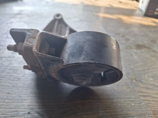 bontott SUZUKI SWIFT II Váltó Tartó Bak (Pozíciófüggetlen)