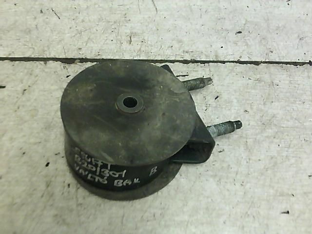 bontott SUZUKI SWIFT II Váltó Tartó Bak (Pozíciófüggetlen)