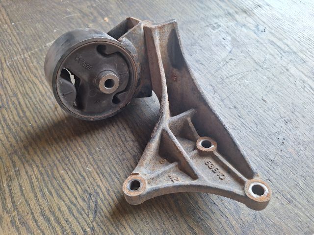 bontott SUZUKI SWIFT II Váltó Tartó Bak (Pozíciófüggetlen)