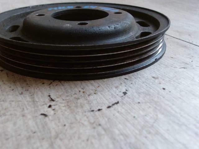 bontott SUZUKI SWIFT II Vízpumpa Szíjtárcsa