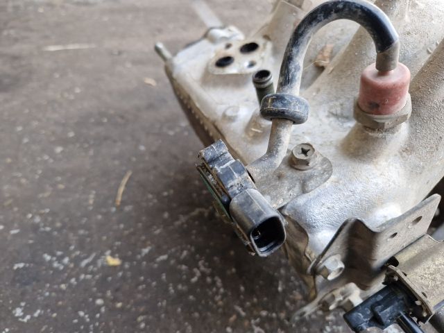 bontott SUZUKI SWIFT II Szívósor