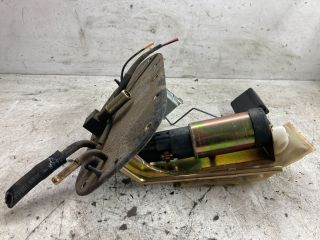 bontott SUZUKI SWIFT II Üzemanyag Szivattyú