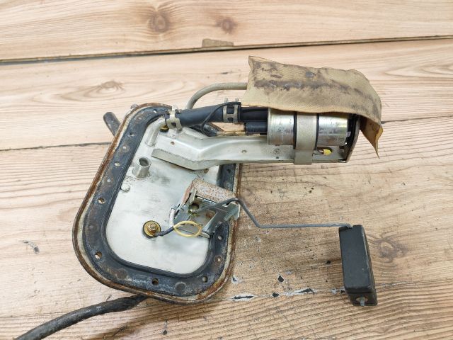 bontott SUZUKI SWIFT II Üzemanyag Szivattyú