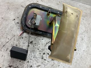 bontott SUZUKI SWIFT II Üzemanyag Szivattyú