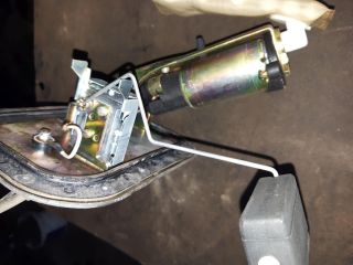 bontott SUZUKI SWIFT II Üzemanyagszint Jeladó