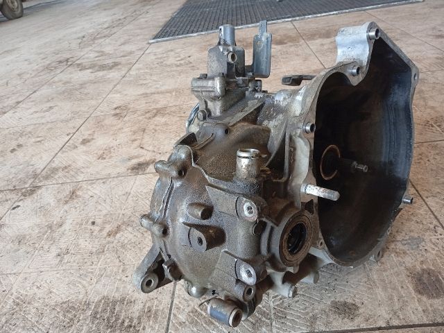 bontott SUZUKI SWIFT II Váltó (Mechanikus)