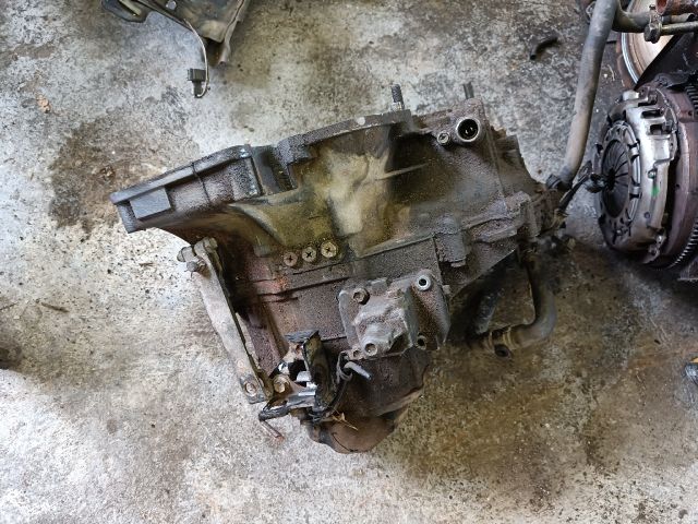 bontott SUZUKI SWIFT II Váltó (Mechanikus)