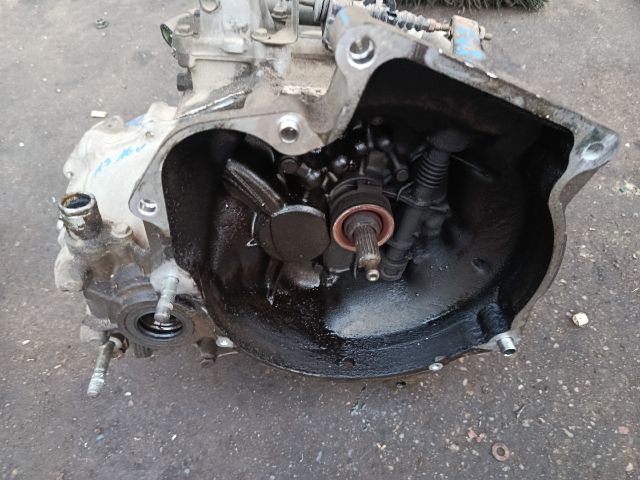 bontott SUZUKI SWIFT II Váltó (Mechanikus)