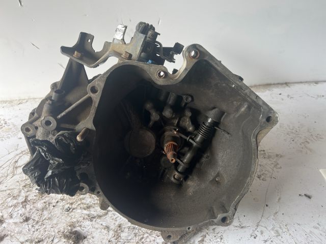 bontott SUZUKI SWIFT II Váltó (Mechanikus)