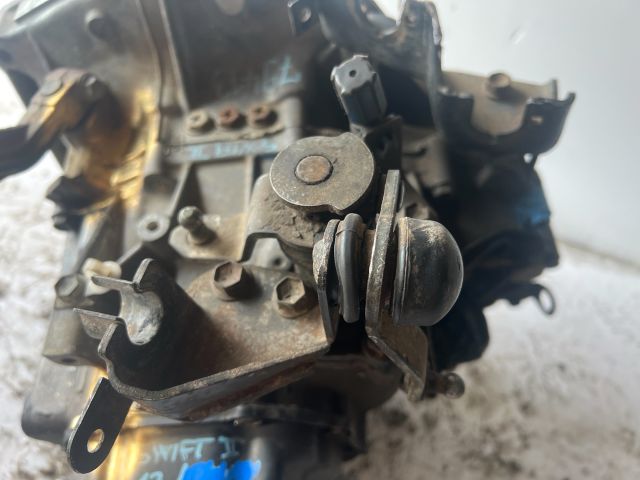 bontott SUZUKI SWIFT II Váltó (Mechanikus)