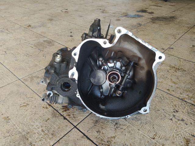 bontott SUZUKI SWIFT II Váltó (Mechanikus)