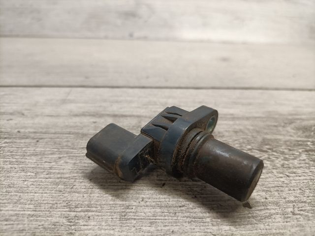 bontott SUZUKI SWIFT II Vezérműtengely Fordulatszám Jeladó