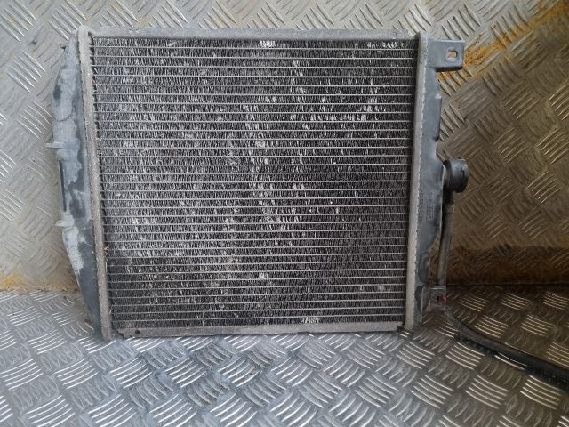 bontott SUZUKI SWIFT II Vízhűtő Radiátor (Nem klímás)