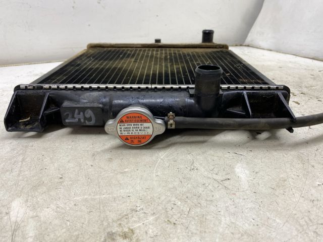 bontott SUZUKI SWIFT II Vízhűtő Radiátor (Nem klímás)