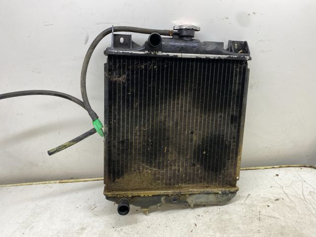 bontott SUZUKI SWIFT II Vízhűtő Radiátor (Nem klímás)