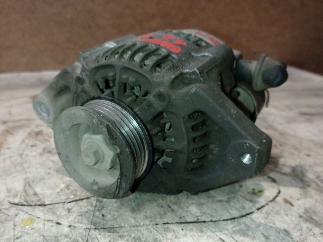 bontott SUZUKI SWIFT II Generátor