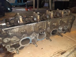 bontott SUZUKI SWIFT II Hengerfej