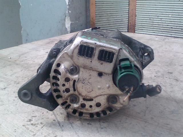 bontott SUZUKI SWIFT II Generátor