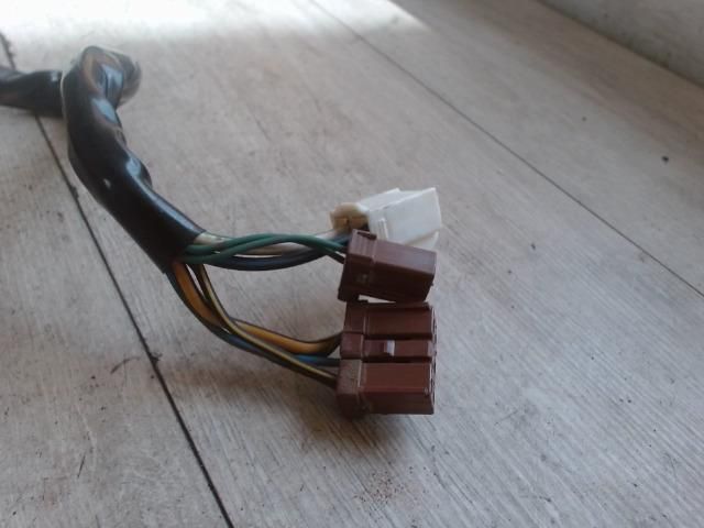 bontott SUZUKI SWIFT II Gyújtáskapcsoló