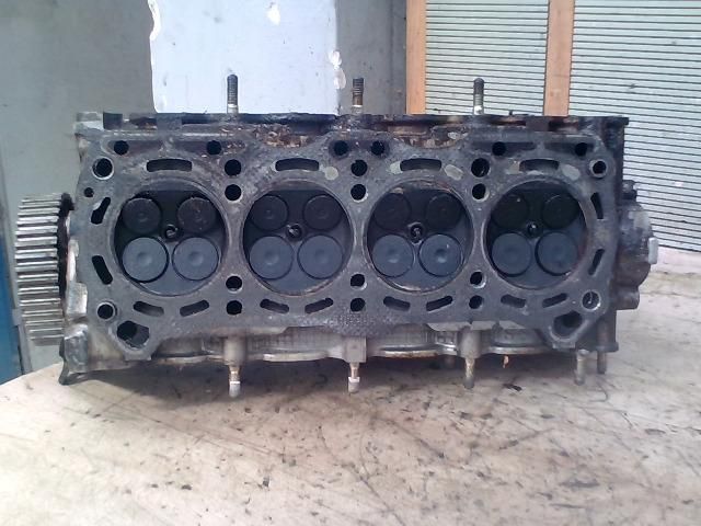 bontott SUZUKI SWIFT II Hengerfej