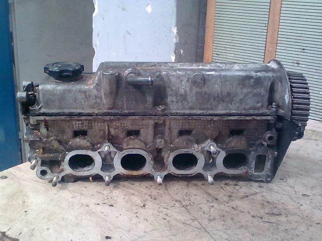 bontott SUZUKI SWIFT II Hengerfej