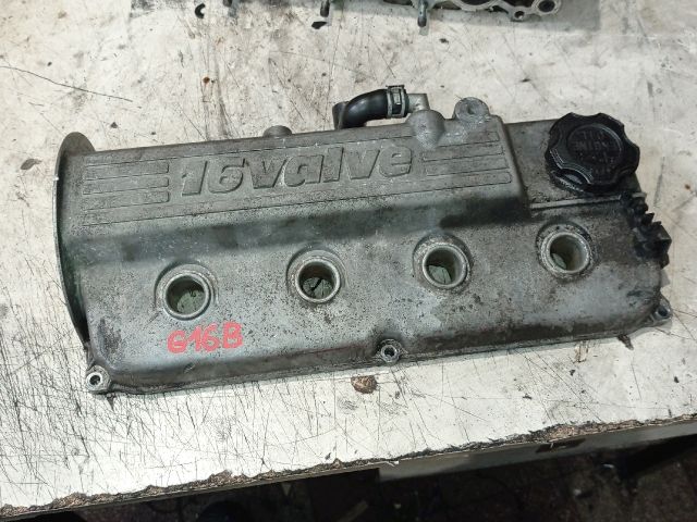 bontott SUZUKI SWIFT II Szelepfedél