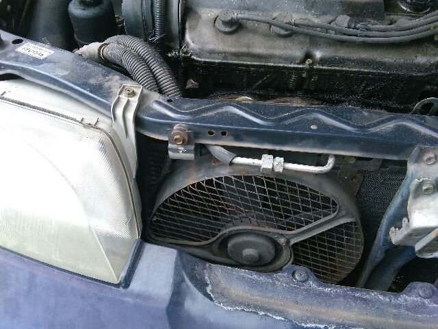 bontott SUZUKI SWIFT II Termosztátház