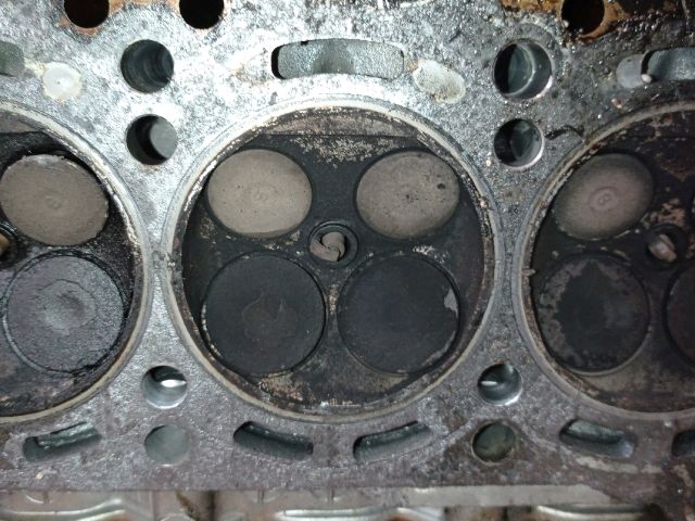 bontott SUZUKI SWIFT II Vezérműkerék