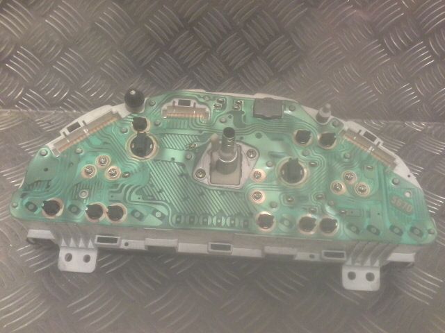 bontott SUZUKI SWIFT II Kilométeróra