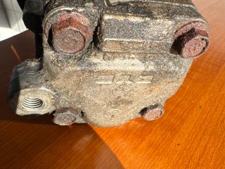 bontott SUZUKI SWIFT II Kormányszervó Motor (Hidraulikus)