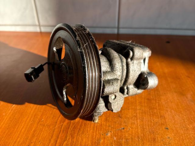 bontott SUZUKI SWIFT II Kormányszervó Motor (Hidraulikus)