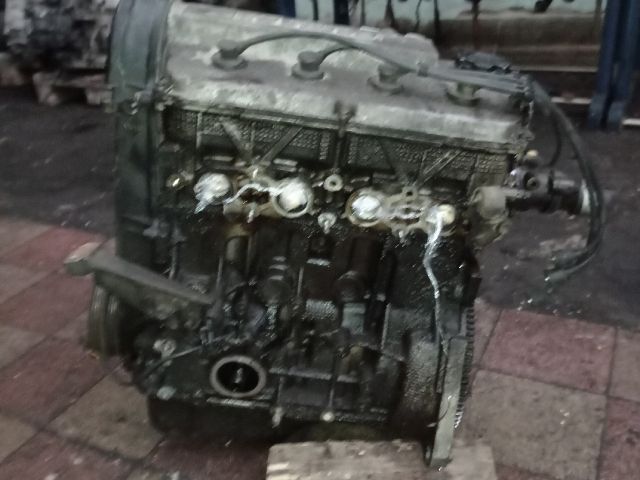 bontott SUZUKI SWIFT II Motor (Fűzött blokk hengerfejjel)