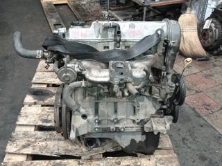 bontott SUZUKI SWIFT II Motor (Fűzött blokk hengerfejjel)