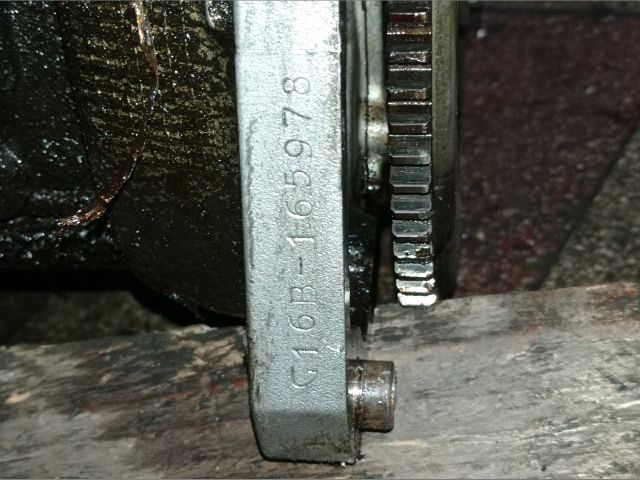 bontott SUZUKI SWIFT II Vízpumpa Szíjtárcsa