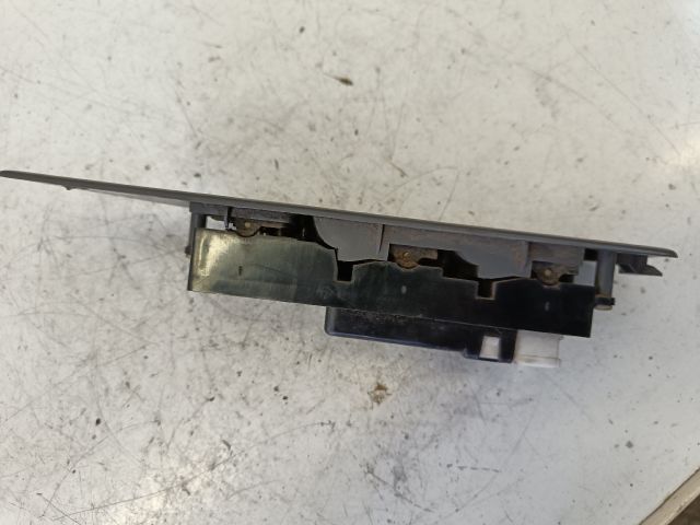 bontott SUZUKI SWIFT II Ablakemelő Kapcsoló Négyes / Kettes