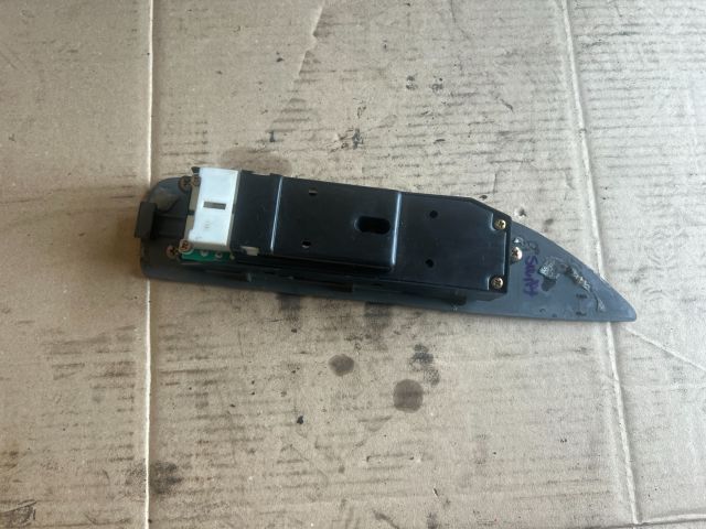 bontott SUZUKI SWIFT II Ablakemelő Kapcsoló Négyes / Kettes