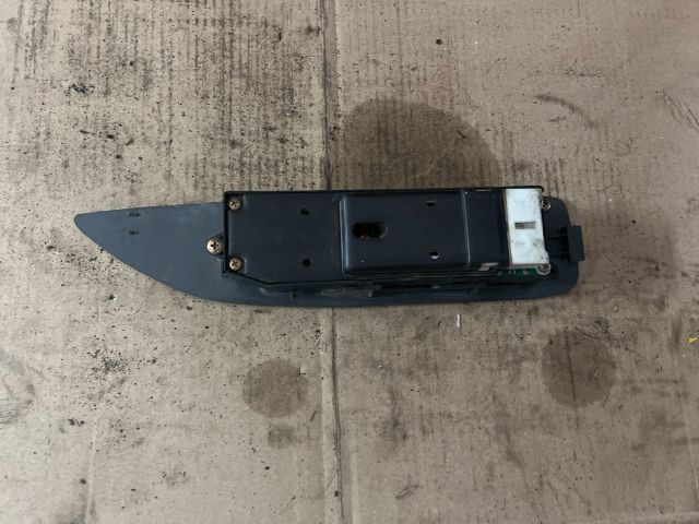 bontott SUZUKI SWIFT II Ablakemelő Kapcsoló Négyes / Kettes