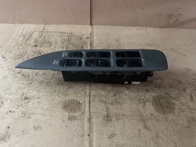 bontott SUZUKI SWIFT II Ablakemelő Kapcsoló Négyes / Kettes