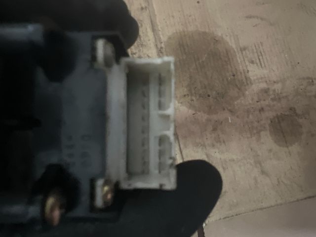 bontott SUZUKI SWIFT II Ablakemelő Kapcsoló Négyes / Kettes